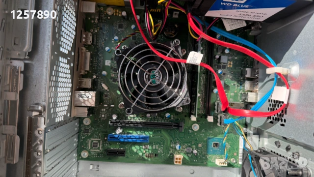 Настолен компютър FUJITSU ESPRIMO P558, снимка 7 - За дома - 53076680