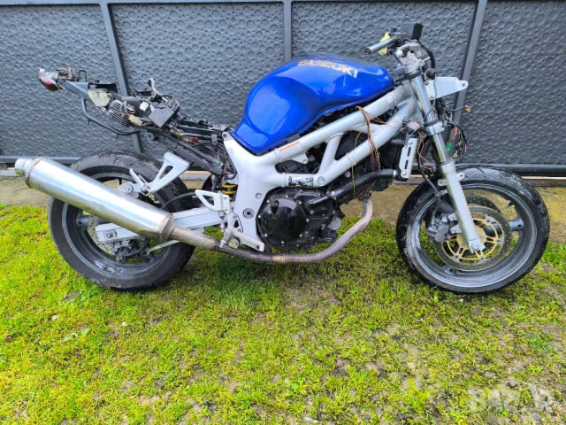 Сузуки Св 650 карбораторен само на части.мотора пали и работи перфектно.двигател с документи 