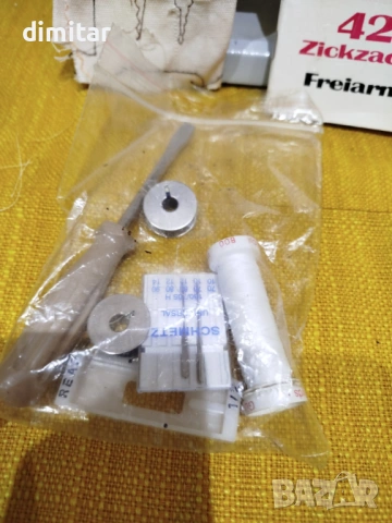 Метална шевна машина RICCAR, снимка 6 - Шевни машини - 54363573