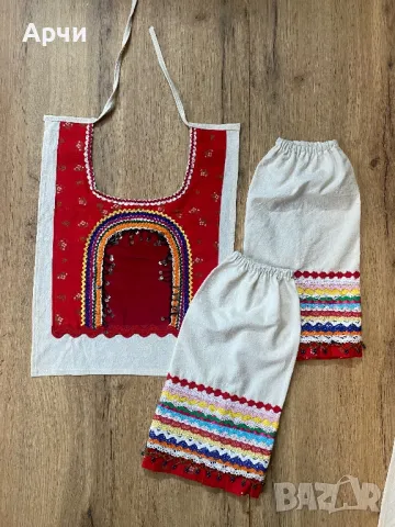 Два комплекта нагръдник с ръкави за родопски носии, снимка 2 - Антикварни и старинни предмети - 50275798