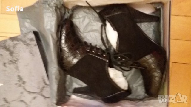 Обувки с връзки на ток, ест.кожа и велур с над 50% отстъпка