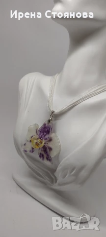 Колие с естествен цвят на орхидея. Дължината е максимално 23 см, цвета е с размери 6/6 см. , снимка 14 - Колиета, медальони, синджири - 51090611