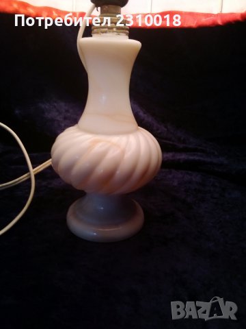 Стара настолна винтидж нощна лампа, снимка 3 - Настолни лампи - 36956268