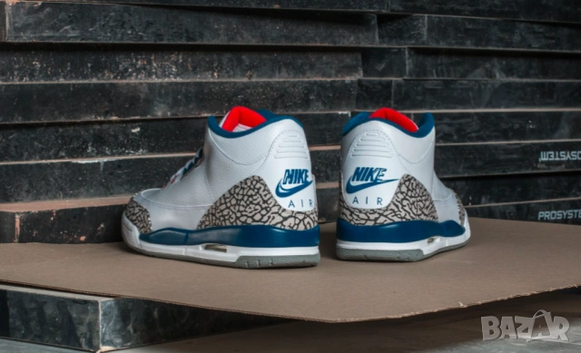 Air Jordan 3 Retro OG "True Blue" 2016год, номер 40 ,5 оригинални маратонки , снимка 6 - Маратонки - 54101965
