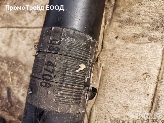 Кардан задвижващ вал Мерцедес Ц клас Mercedes W203 седан купе комби 2034104706 4706 coupe Sedan, снимка 2 - Части - 42528179