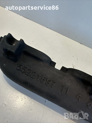 Изпускателен колектор за Alfa Romeo 159 Sportwagon 2.0 M-Jet (2009) 55221597, снимка 2 - Части - 53174730