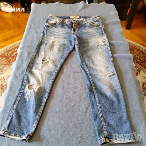 Продавам дамски дънки и дънкови гащеризони , снимка 3 - Дънки - 49515295