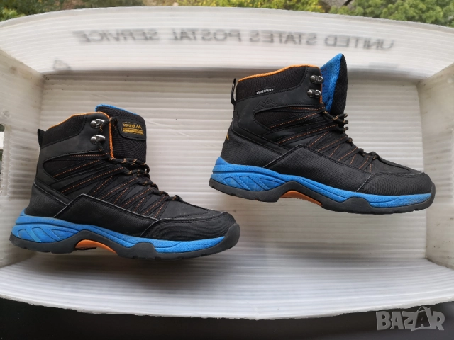 Зимни обувки 40 тъмно сини много запазени Sprandi, снимка 2 - Спортни обувки - 52036216