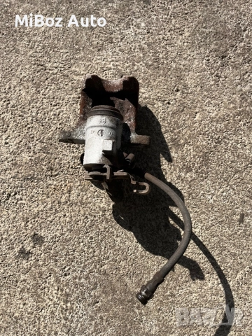 Спирачен апарат заден ляв Фолксваген Голф 5 VW Golf