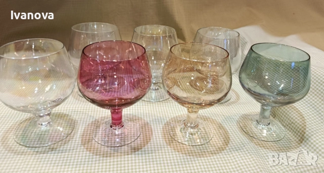 Красиви чаши за коняк от цветно стъкло, снимка 3 - Чаши - 53331606