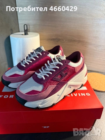 Маратонки Diesel model Savannah, снимка 2 - Маратонки - 52533712