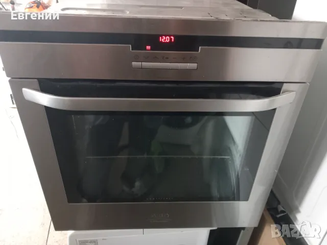 Aeg фурна с пиролиза, снимка 1