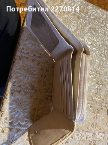 Портфейл, снимка 5 - Портфейли, портмонета - 36410724