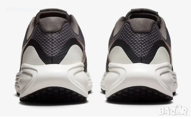 Маратонки Nike Revolution 8 , снимка 3 - Маратонки - 51353434