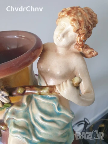майолика ваза 44см-3кг/еротика/фигурална френска керамична ваза с релефни цветя и голо момиче, снимка 6 - Антикварни и старинни предмети - 51312196