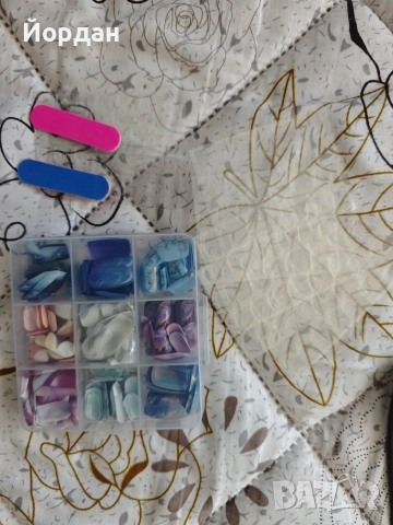 Комплект четки за грим 32 бр. + лепещи нокти 216 бр., снимка 3 - Комплекти и лотове - 52792509