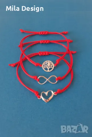 Гривна червен конец със сребро