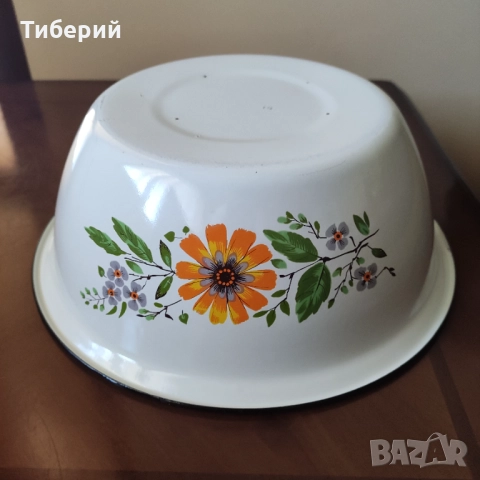 Емайлирана купа, снимка 6 - Кутии за храна - 51957792