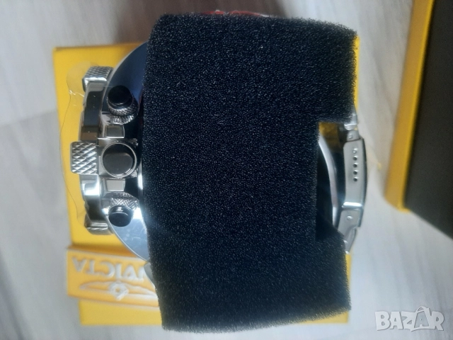Чисто нов Invicta Aviator Falcon Chronograph, снимка 10 - Мъжки - 52183358