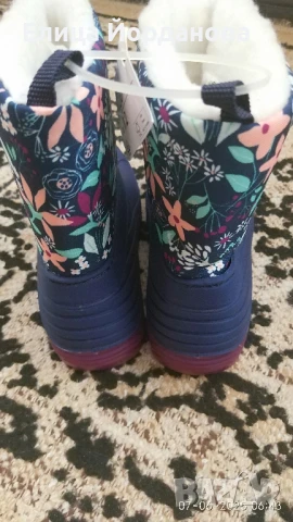 нови светещи ботушки за момиче, снимка 4 - Детски боти и ботуши - 50579993