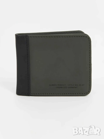 Мъжко портмоне от изкуствена кожа LC Waikiki, Двуцветно