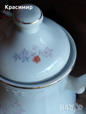 Деликатен сервиз за еспресо, произведен от Karolina или Jarolina в Полша, снимка 14 - Сервизи - 44698033