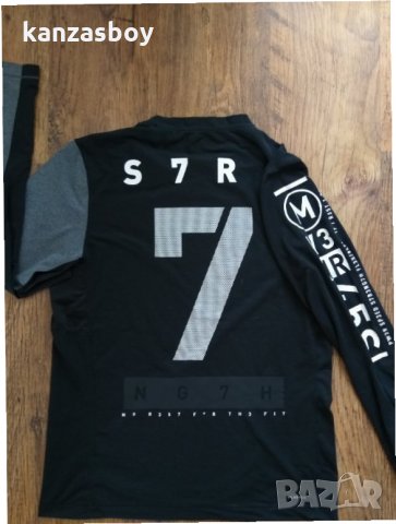 Reebok Longsleeve OS Breeze LS - страхотна мъжка блуза, снимка 5 - Спортни дрехи, екипи - 34274063