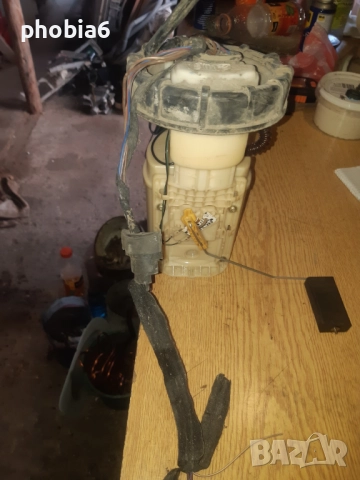 Бензинова помпа от Ауди А2, снимка 3 - Части - 52280936