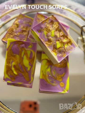 Ръчно изработен сапун „Лилав зюмбюл, снимка 6 - Козметика за тяло - 53277499