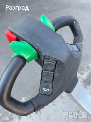 Електрическа палетна количка JUNGHEINRICH, снимка 7 - Подемници - 48163228