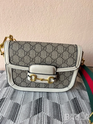 Gucci дамска чанта, снимка 2 - Чанти - 53716820