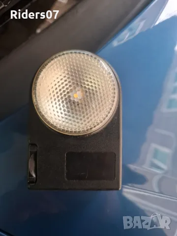 Аварийни лампа 12v, снимка 2 - Аксесоари и консумативи - 56531926