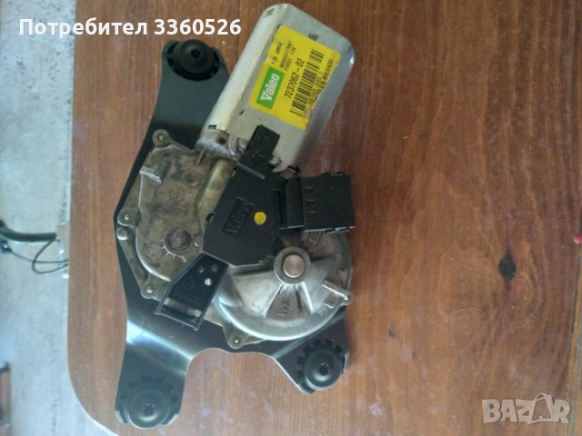 Моторче чистачки заден капак БМВ Х3 2012 , снимка 1 - Части - 36836938