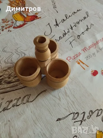 Дървена солничка