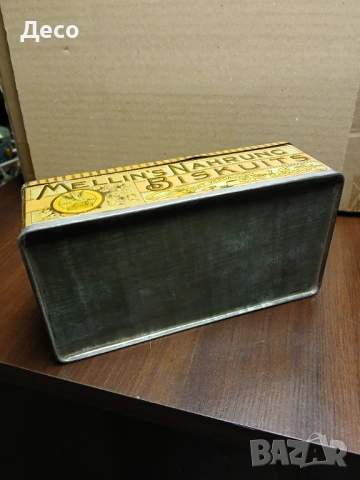 Стара тенекиена кутия от бисквити., снимка 5 - Други ценни предмети - 53295375
