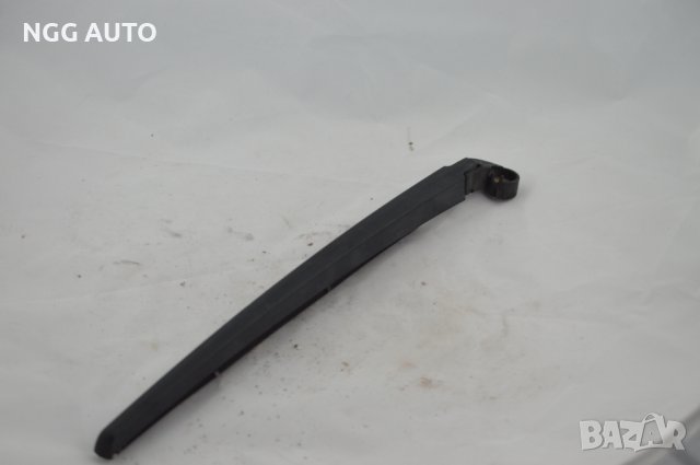 Задна чистачка за Audi A4 Avant B7 комби