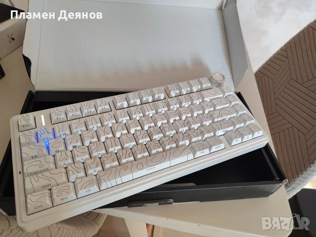 Гейминг клавиатура AULA, снимка 4 - Клавиатури и мишки - 56391613