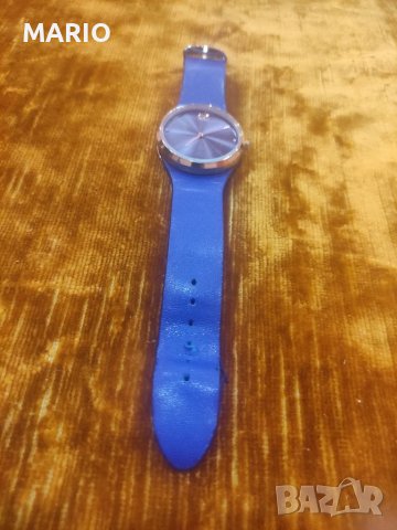 Продавам часовник , снимка 2 - Дамски - 37751840