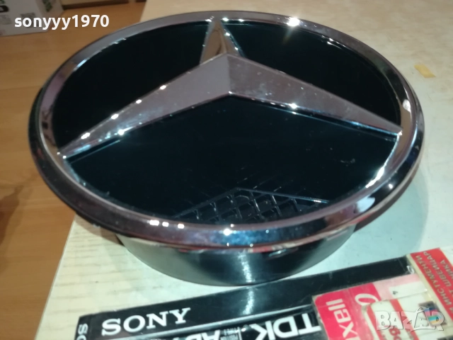 MERCEDES-18Х15Х6СМ ГОЛЯМА ЕМБЛЕМА 3011251643, снимка 4 - Аксесоари и консумативи - 52593767