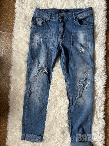 Дамски дънки с накъсан ефект, снимка 3 - Дънки - 53213399