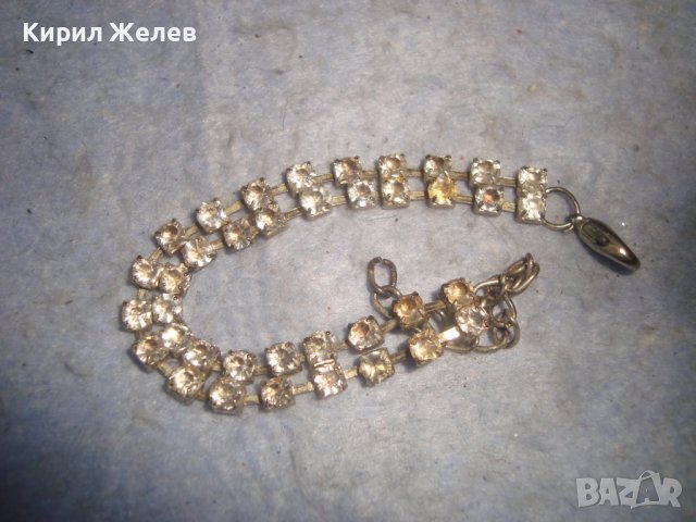 КРАСИВА СТАРА ПОСРЕБРЕНА РЕТРО - АРТ ГРИВНА с ЮВЕЛИРНО ФАСЕТИРАНИ КРИСТАЛИ 10957