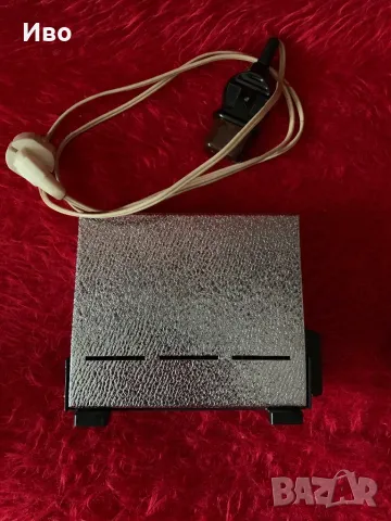 Соц тостер неупотребяван в идеално състояние