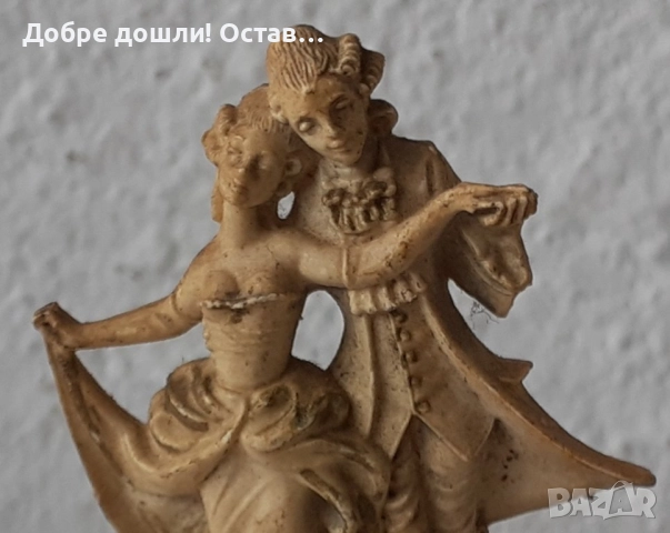 Няколко от Италия: сърце Ромео и Жулиета балкон Верона, серенада 2 фигури фигура кутия кутийка ретро, снимка 16 - Статуетки - 36611894