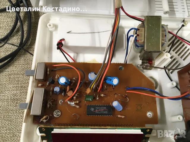 настолен, немски радиочасовник, снимка 12 - Радиокасетофони, транзистори - 56536948