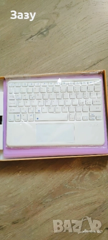 Чисто нов комплект калъф+клавиатура 
