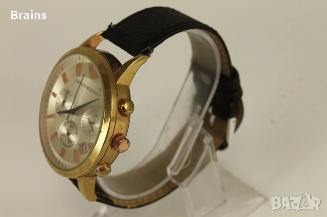EMPORIO ARMANI Chronograph Мъжки Кварцов Часовник, снимка 5 - Мъжки - 51773247