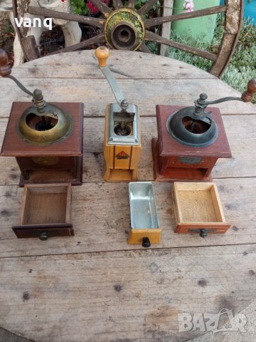 стари мелнички за кафе ,пипер и др.подправки, снимка 3 - Други ценни предмети - 42059297