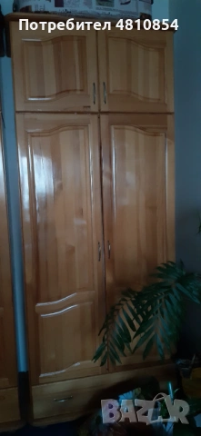 Продавам спешно Двукрилен гардероб + надстройка - дъб -ш.90/д.55/в.170; надстройка - ш.90/д.55/в.47