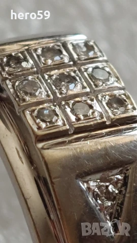 Златен пръстен с 11 диаманта,бяло злато 9к , снимка 4 - Пръстени - 51221596