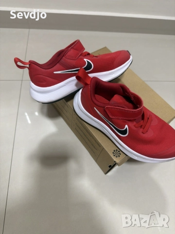 Детски маратонки NIKE (29,5), снимка 3 - Детски маратонки - 56238187
